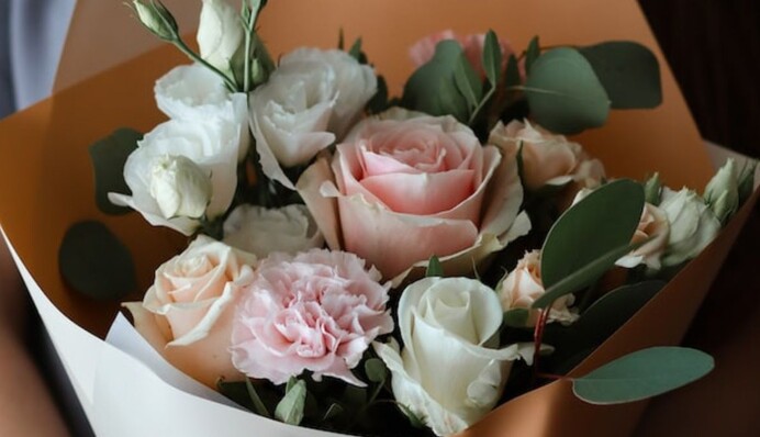 Символ печали и недоверия: какие цветы не стоит дарить в День святого Валентина