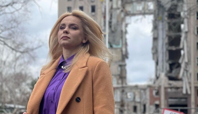 В кожному місті - своя діра: Лілія Ребрик показала фото з пораненого Миколаєва