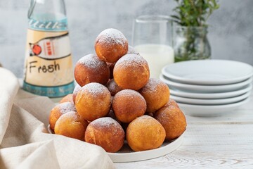 Рецепт с секретом: как приготовить творожные пончики, чтобы впитывали меньше масла