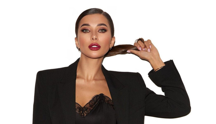 Стрілянини не було: Анна Неплях розповіла, що насправді розбило її авто