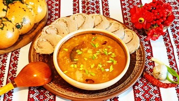 Смачний і наваристий: як приготувати капусняк зі свіжою і квашеною капустою