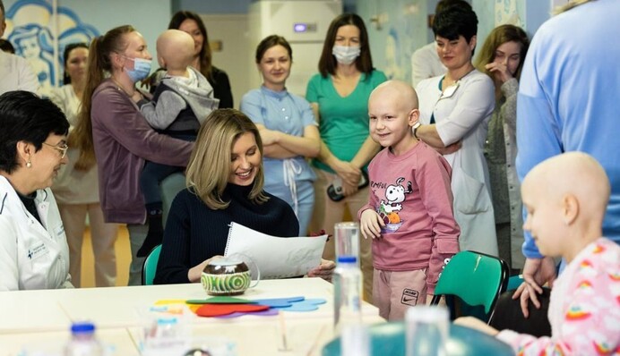 Справжні бійці: Зеленська показала зворушливі фото маленьких пацієнтів онкологічної лікарні
