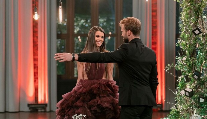 Играл на камеру джентльмена: участница 