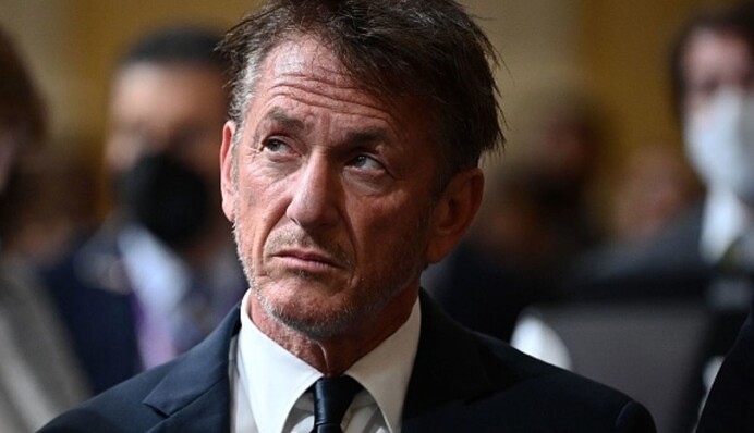 Людей відганяли кийками: Шон Пенн згадав, як їздив у конвої Путіна на дачу Михалкова