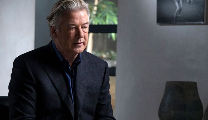 Алека Болдвіна звинувачують члени знімальної групи, які бачили, як він застрелив операторку