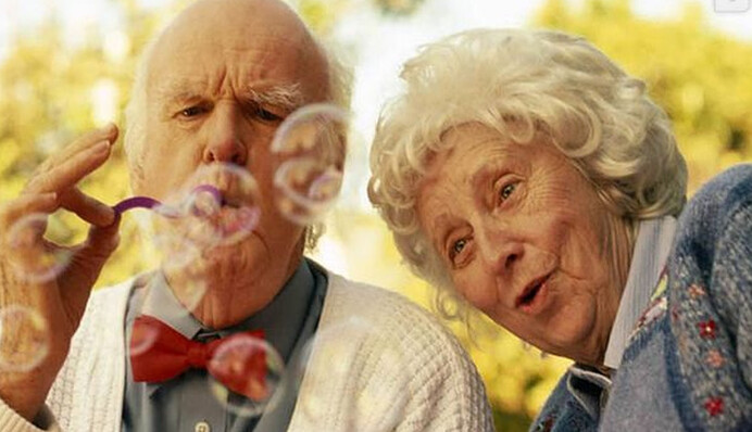 Радість пенсіонерам і нові зарплати військовим: що змінилося в Україні з 1 березня