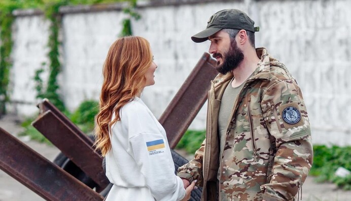 Спілкуємось щодня: Наталка Денисенко розповіла про стосунки з чоловіком, який служить у ЗСУ