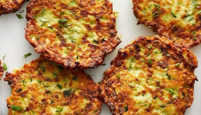 Деруны с куриным филе и без муки: узнайте, как сделать это простое блюдо