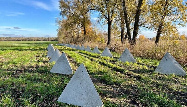Последняя линия обороны: как оккупанты окапываются в Крыму