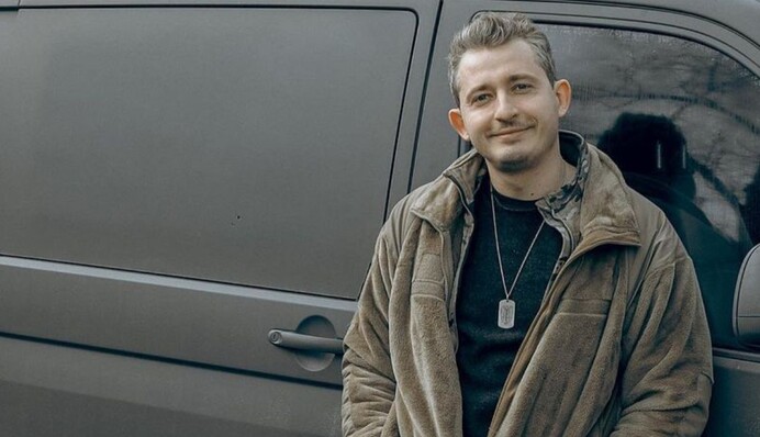 Азарт і тваринний страх: Коля Сєрга поділився переживаннями після обстрілів на фронті