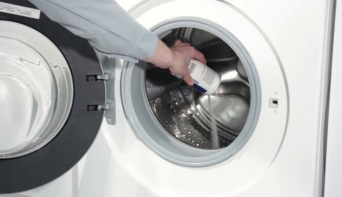 Чи можна чистити пральну машину від накипу лимонною кислотою
