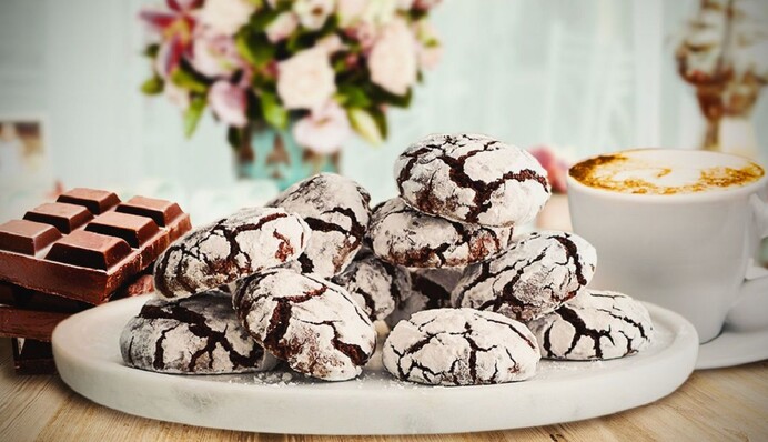 Як приготувати мармурове печиво з тріщинками: дуже простий рецепт