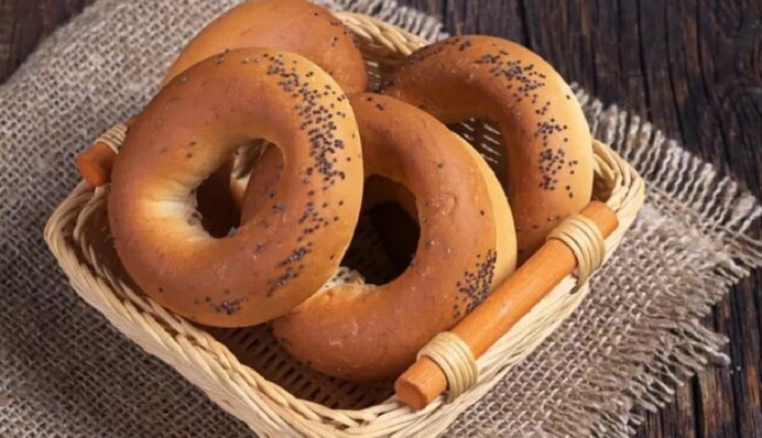 Як приготувати бублики з маком на свято Сорок святих: простий рецепт