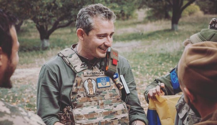 Одружений зі своєю справою: Коля Сєрга розповів про особисте життя у період війни