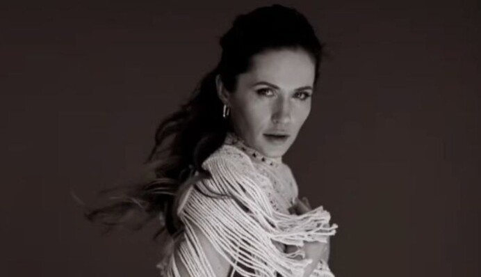 Наталку Денисенко запідозрили у вагітності через фото з животиком: акторка дала відповідь