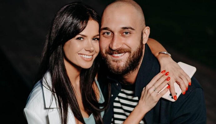 Позапихали язики: колишня Ханумака накинулася на його друзів через скандал з 