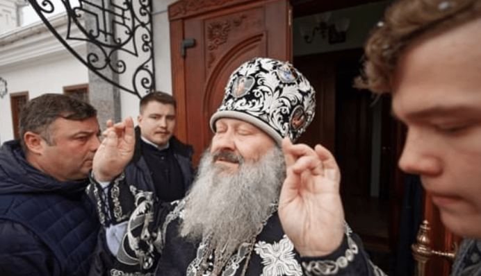 Тихий саботаж: коли УПЦ МП виселять із Лаври