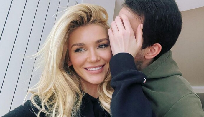 Справжнє кохання: Міша Романова зустрічається з радником Володимира Зеленського