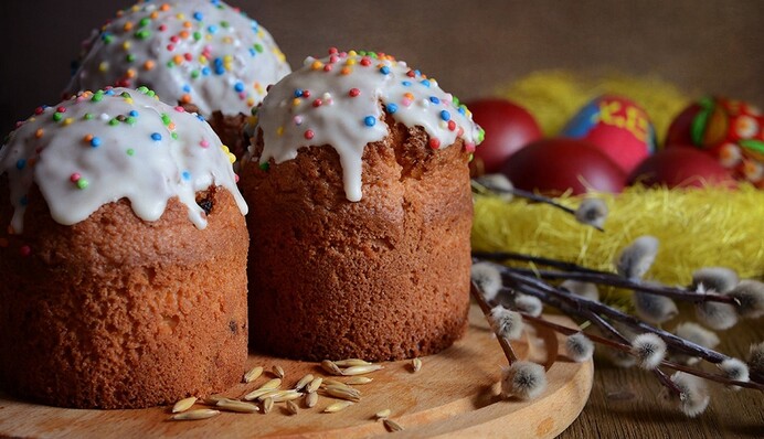 Паска на пол-литра молока – самый популярный рецепт: как ее приготовить