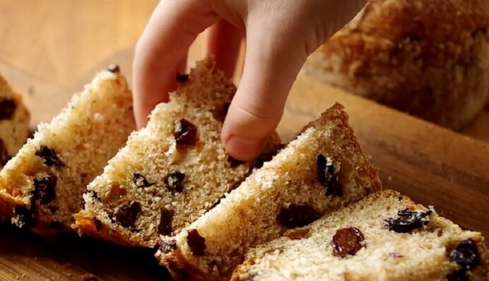 Выбрасывать нельзя: что делать с остатками паски после празднования Пасхи