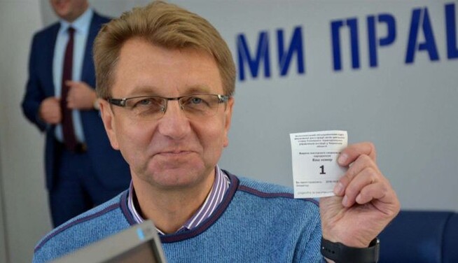 Нічого особистого: як колишній міський голова Золотоноші робить свій PR за кошти міського бюджету