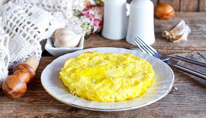Омлет на завтрак: простые рецепты, которые разнообразят утреннее меню