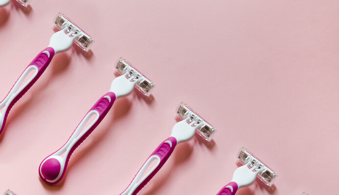 Щоб не було подразнень: дерматологи порадили, як правильно голити ноги