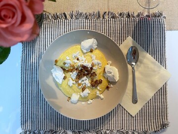 Этот гарнир стал хитом: как приготовить поленту – итальянскую кукурузную кашу