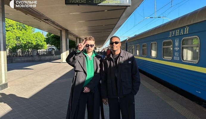 Велика подорож почалась: TVORCHI вирушили до Ліверпуля на 