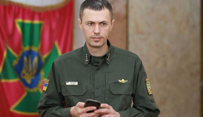 Правила виїзду чоловіків з України не змінюються - речник Держприкордон­служби