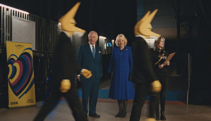 Король Чарльз и королева Камилла появились в трогательном видео на открытии 