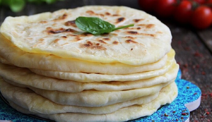 Готовится очень просто: рецепт лепешек с картофелем и сыром в качестве начинки