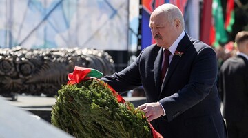 Білоруси готуються пити шампанське: що відбувається у північних сусідів