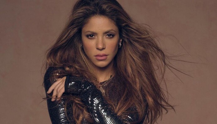 Шакіра заспівала разом зі своїми синами і зняла їх у зворушливому кліпі: відео