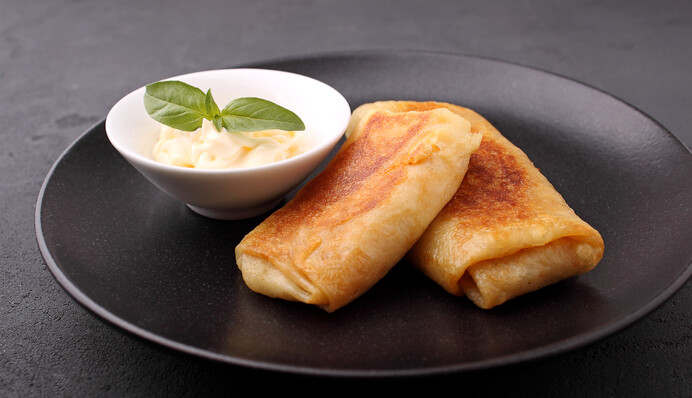 Рецепт української закуски: як приготувати хрумкі бендерики з м'ясною начинкою