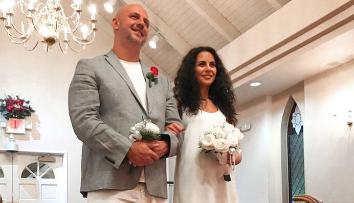 Потап привітав Настю Каменських із п'ятою річницею весілля і показав фото церемонії у Лас-Вегасі