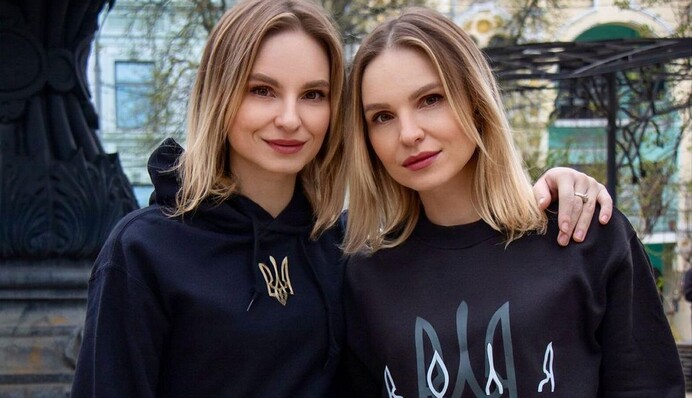 В Крыму оккупанты уволили с высокой должности мать дуэта сестер-близнецов Anna Maria