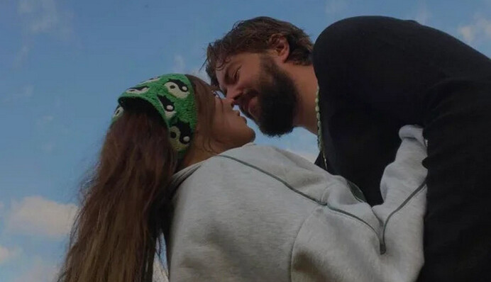 Досі не можу повірити: Олександра Заріцька оголосила про заручини і показала свого коханого