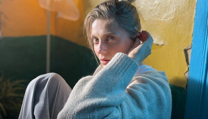 Еще не привыкла к ракетам: певица KOLA объяснила, почему не возвращается в Украину