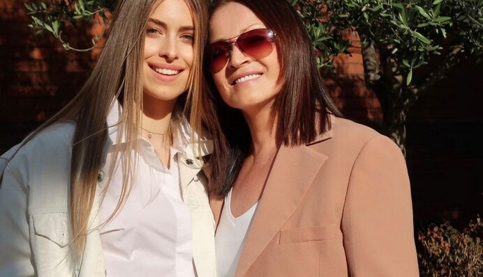 Внучке Софии Ротару исполнилось 22 года: как выглядит и где живет София Евдокименко