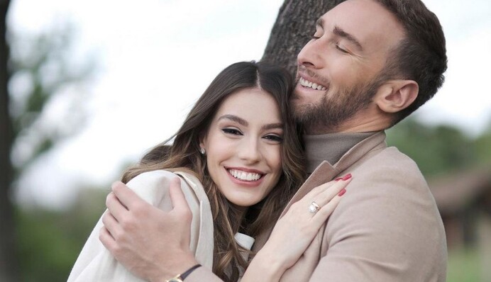 Не зміг стримати сліз: 