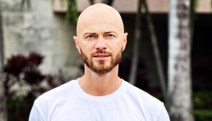 Вдома: Влад Яма заявив про повернення в Україну та заступився за Потапа