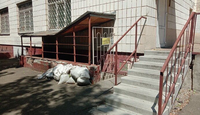 Бомбоубежища не предусмотрены: можно ли спрятаться во время тревоги в 