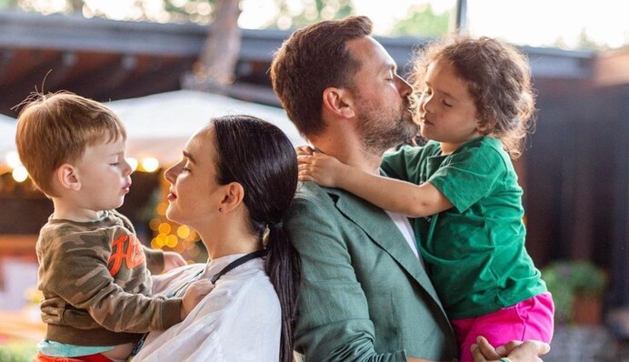 В черзі не в першій десятці: дружина Тимура Мірошниченка розповіла про труднощі з усиновленням дитини