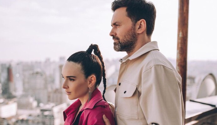 Ще зовсім трохи: Тимур Мірошниченко з дружиною подали заяву на усиновлення хлопчика