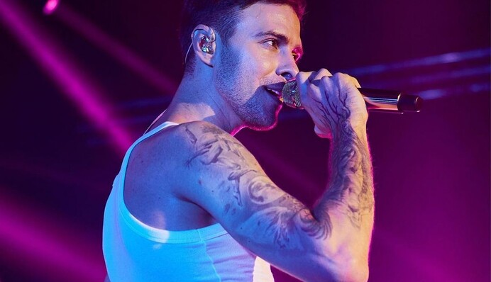 В Кременчуге на Макса Барских заявили в полицию из-за русскоязычных песен: певец ответил