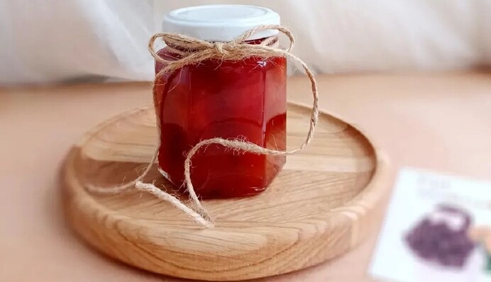 Королівське варення: як приготувати ягідний джем з порічок та апельсину