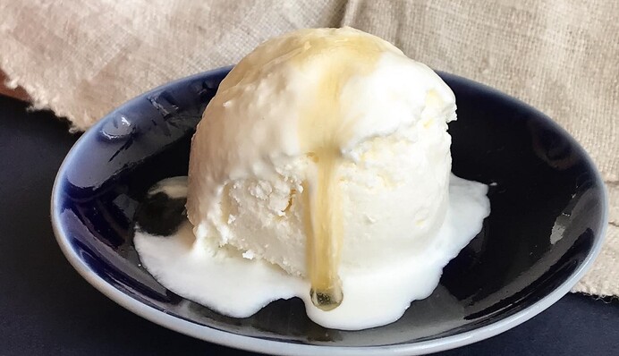 Как приготовить вкусное домашнее мороженое из трех ингредиентов: доступный рецепт