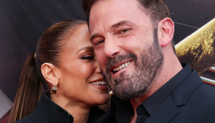 Дженніфер Лопес похвалилася, як виглядає її чоловік Бен Аффлек без сорочки: фото