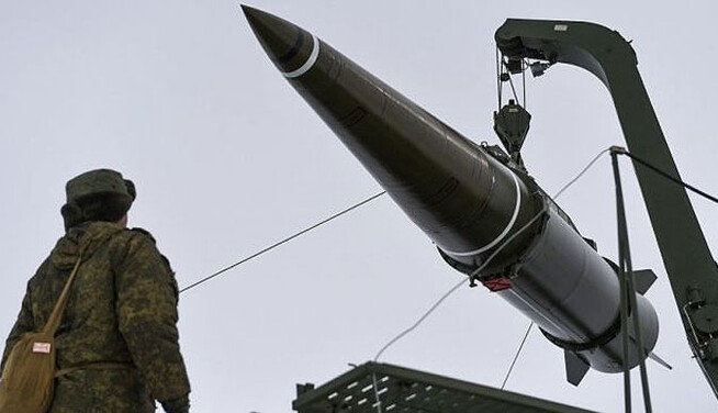 Жалюгідна подоба шантажу: чи з'явиться в Білорусі російська ядерна зброя